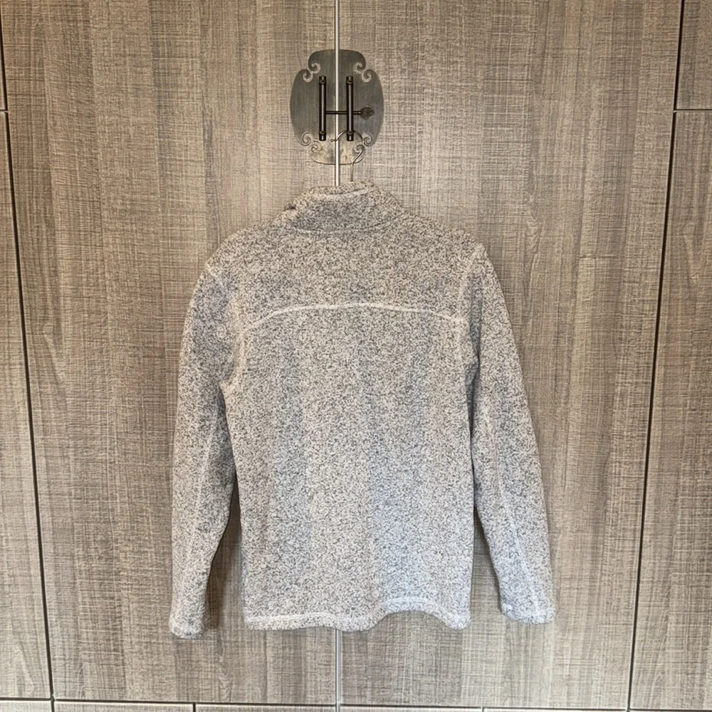The North Face‎ Half-Zip Fleece Pullover